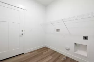 4653 S Alder Dr, Mapleton, UT 84664 - Photo 12