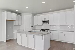 3796 W 2500 N, Lehi, UT 84043 - Photo 12