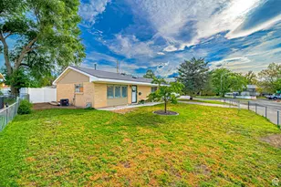 932 E Tritoma Ave S, Sandy, UT 84094 - Photo 2