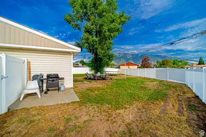 932 E Tritoma Ave S, Sandy, UT 84094 - Photo 18