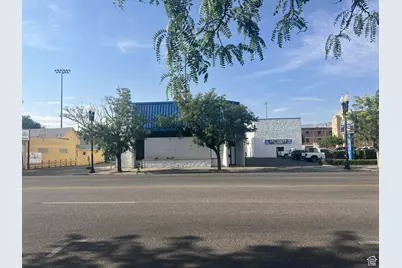 256 E 24th St S, Ogden, UT 84401 - Photo 2