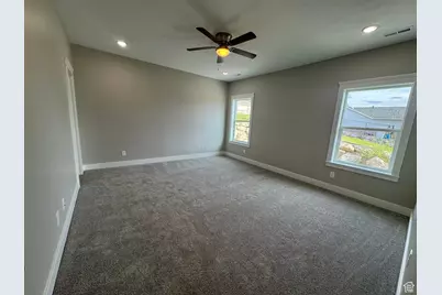 1870 N Valley View Dr #201, Layton, UT 84040 - Photo 42