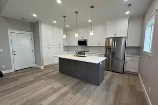 1870 N Vly Vw Dr, Layton, UT 84040 - Photo 6