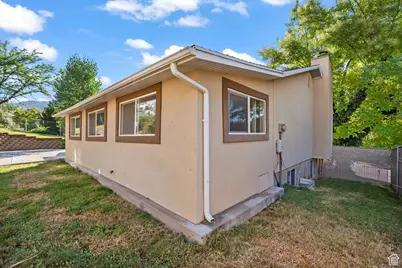 1463 Kays Creek Dr St, Layton, UT 84040 - Photo 32