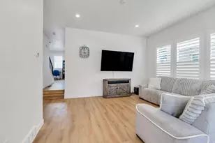 7051 W Owens View Way, West Jordan, UT 84081 - Photo 8