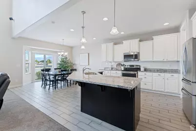 4135 W Great Neck S, South Jordan, UT 84009 - Photo 2