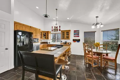 13585 N 10000 W, Tremonton, UT 84337 - Photo 8