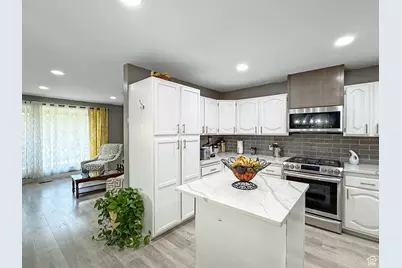 1047 E 800 N, Ogden, UT 84404 - Photo 6