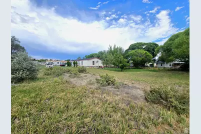 806 S 300 E, Price, UT 84501 - Photo 18