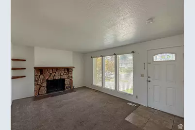2687 N 1450 E, Layton, UT 84040 - Photo 2