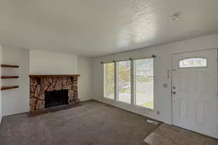 2687 N 1450 E, Layton, UT 84040 - Photo 2