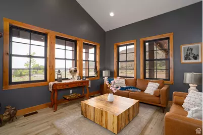 8552 W Sawtooth Park Dr, Vernal, UT 84078 - Photo 16