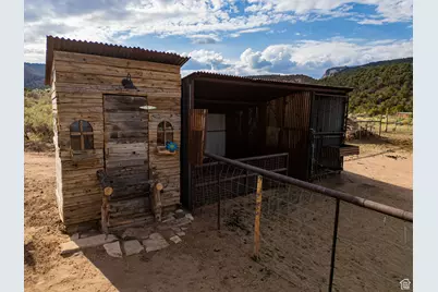 8552 W Sawtooth Park Dr, Vernal, UT 84078 - Photo 110