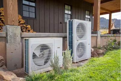 8552 W Sawtooth Park Dr, Vernal, UT 84078 - Photo 96