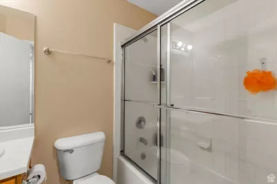 1558 N Durocher Ln, Tooele, UT 84074 - Photo 10