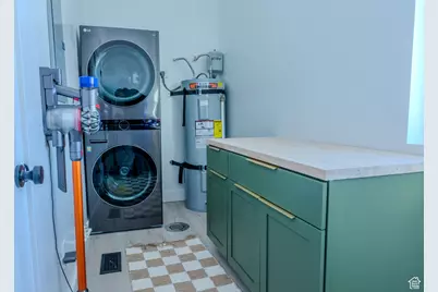 152 W Bryce Gate Cir, Hatch, UT 84735 - Photo 16