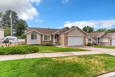 561 E 2550 N, North Ogden, UT 84414 - Photo 2