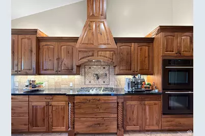 2331 N 2575 W, Farr West, UT 84404 - Photo 10