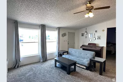 190 W 400 S, Fillmore, UT 84631 - Photo 4