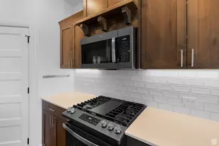 203 N Strathmore Ln, Cedar City, UT 84720 - Photo 8