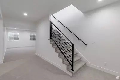 581 W Summerhill Ln N, Centerville, UT 84014 - Photo 18