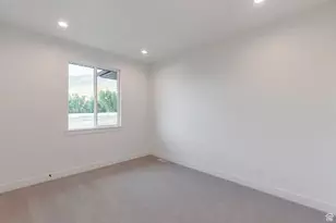 581 W Summerhill Ln N, Centerville, UT 84014 - Photo 16