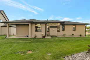 581 W Summerhill Ln N, Centerville, UT 84014 - Photo 30