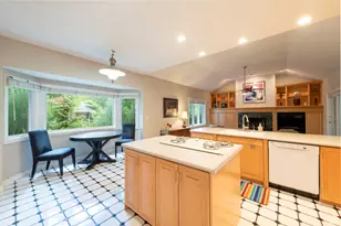 6294 S Lombardy Dr, Murray, UT 84121 - Photo 12