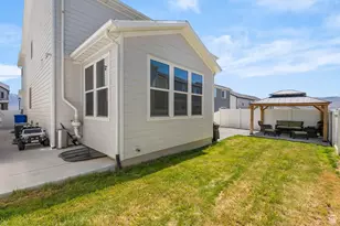 2163 N Wild Hyacinth Dr., Saratoga Springs, UT 84045 - Photo 6