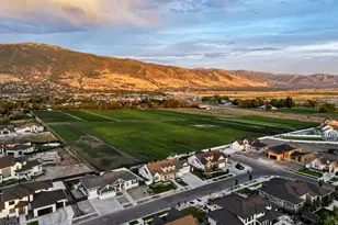 575 S 1450 W, Farmington, UT 84025 - Photo 56