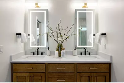 575 S 1450 W, Farmington, UT 84025 - Photo 26