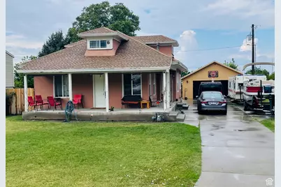 300 S Larkin Ln W, Kaysville, UT 84037 - Photo 2