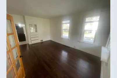 300 S Larkin Ln W, Kaysville, UT 84037 - Photo 6