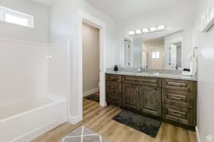 356 W Rendezvous Way, Garden City, UT 84028 - Photo 16