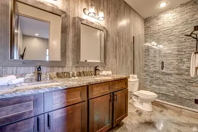 3267 S Retreat Dr #302, Hurricane, UT 84737 - Photo 32