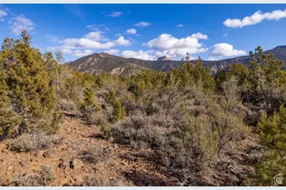 3754 Overlook Dr #328, New Harmony, UT 84757 - Photo 32