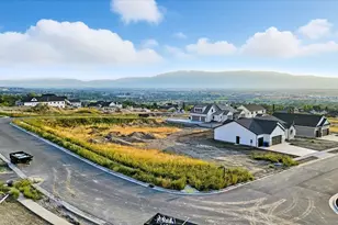 894 E 130 N, Hyde Park, UT 84318 - Photo 1