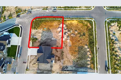 894 E 130 N #17, Hyde Park, UT 84318 - Photo 2