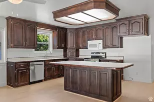 551 S 1750 E, Spanish Fork, UT 84660 - Photo 6