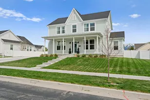 245 S Summer Breeze Ln W, Layton, UT 84041 - Photo 1