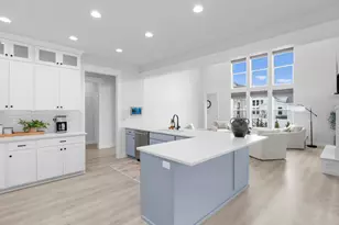 245 S Summer Breeze Ln W, Layton, UT 84041 - Photo 6