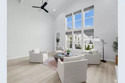 245 S Summer Breeze Ln W, Layton, UT 84041 - Photo 4