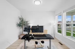 245 S Summer Breeze Ln W, Layton, UT 84041 - Photo 14