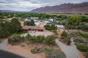 2720 Bench Rd E, Moab, UT 84532 - Photo 6