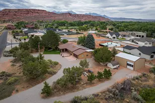 2720 Bench Rd E, Moab, UT 84532 - Photo 2