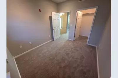 11035 S Grapevine Cv #204, Sandy, UT 84070 - Photo 8