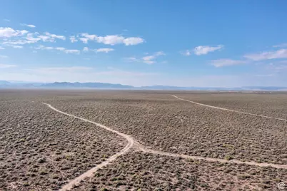 984 W 5450 N #14, Newcastle, UT 84756 - Photo 6