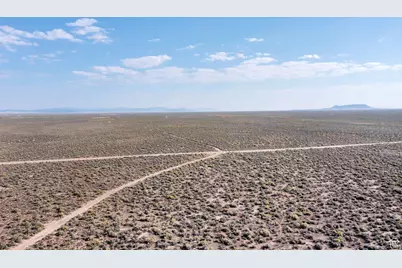 984 W 5450 N #14, Newcastle, UT 84756 - Photo 12