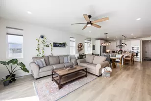 1074 E Blazing Sun Dr N, Eagle Mountain, UT 84005 - Photo 10