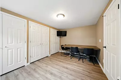 2343 W Temple View Cir, South Jordan, UT 84095 - Photo 16